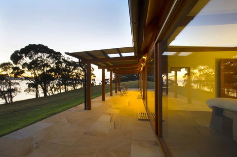 Coast House Tasmania - Kempsey Accommodation 3