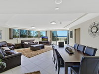 Coast Luxury Apartment Penthouse 23
