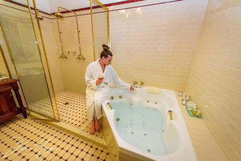 Cobb & Co Court Boutique Hotel - Kempsey Accommodation 2
