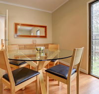 Cockatoo Hideaway - Kempsey Accommodation