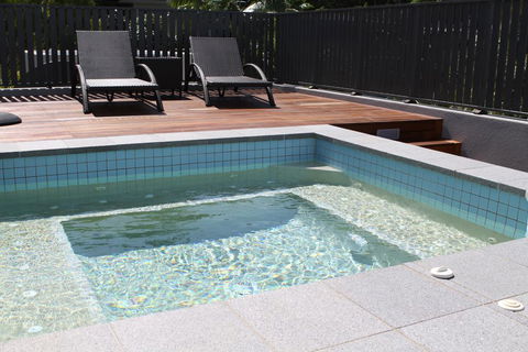 Coconut Grove - Kempsey Accommodation 1