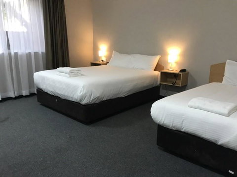 Colonial Motel Richmond - Kempsey Accommodation 2