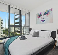 COMPLETE HOST Coventry St Apartments