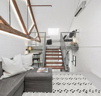 Converted Warehouse City Loft - Kempsey Accommodation