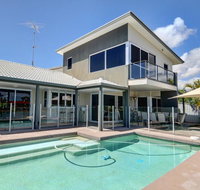 Coorumbong 36 - 6 BDRM Canal Home With Pool - Kempsey Accommodation