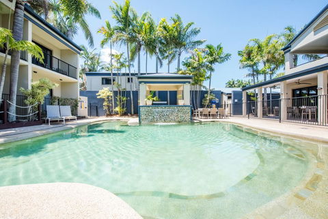 Coral Cay Resort - Kempsey Accommodation 0