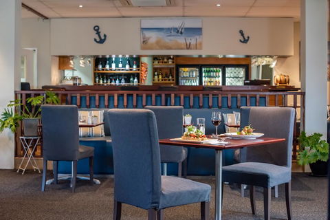 Coral Cay Resort - Kempsey Accommodation 3