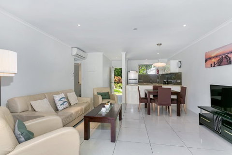 Coral Coast Resort Apartment - Kempsey Accommodation 2