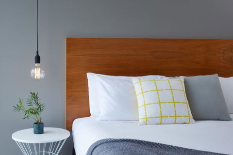 Cosmopolitan Hotel Melbourne - Kempsey Accommodation 0