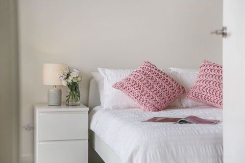 Cosy 3BR Penthouse Close To Westfield And Train - Kempsey Accommodation 0