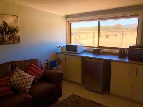 Cottage Equus - Kempsey Accommodation 2