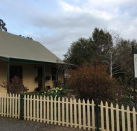 Country Pleasures Bed and Breakfast - Kempsey Accommodation