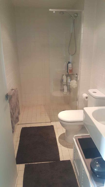 Cozy Shared Home On 11th Fl - Own Balcony - Kempsey Accommodation 3