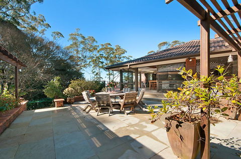 Craigdarroch Courtyard Cottage, 22 Bartle Road - Kempsey Accommodation 3