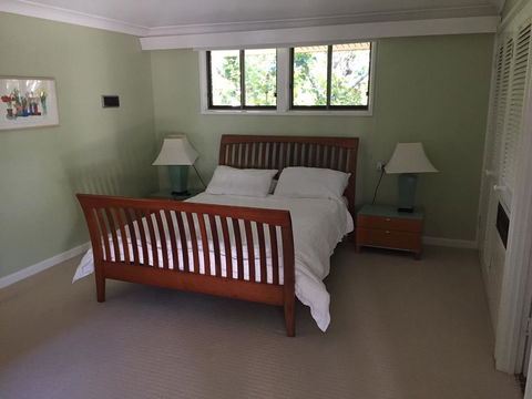 Craigdarroch Courtyard Cottage, 22 Bartle Road - Kempsey Accommodation 2
