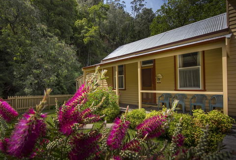 Creek Cottage - Kempsey Accommodation 1