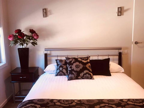 Creekside Apartment - Kempsey Accommodation 0