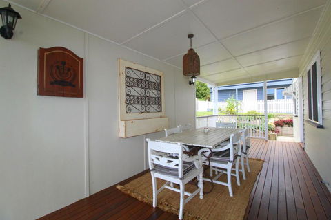 Crescent Haven, 2A View Street, - Kempsey Accommodation 1