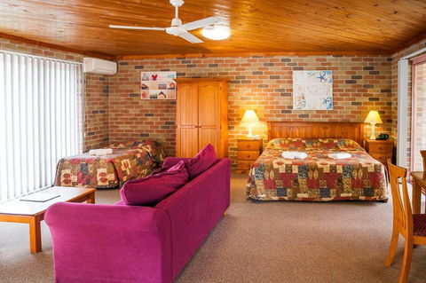 Crescent Head Resort & Conference Centre - Kempsey Accommodation 3
