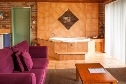 Crescent Head Resort & Conference Centre - Kempsey Accommodation 2