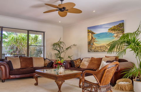Cronulla Beach House B&B - Kempsey Accommodation 2