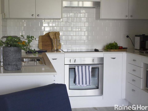 Cumbernauld #12 - 12/12 Terrigal Esp, Terrigal - Kempsey Accommodation 3