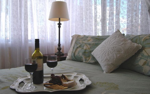 Cutmore Cottages - Meurants Manor - Kempsey Accommodation 3
