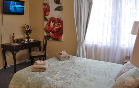 Cutmore Cottages - Meurants Manor - Kempsey Accommodation 1