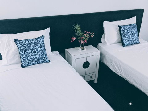 Cuttlefish Cove - Kempsey Accommodation 0