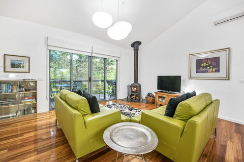 Dalrymples Guest Cottages - Kempsey Accommodation 3