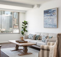 Darling Harbour Apartment with Parking Views Pool - Kempsey Accommodation