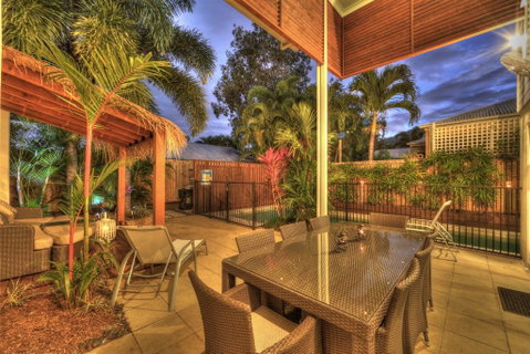 Deja Vu Palm Cove - Kempsey Accommodation 2