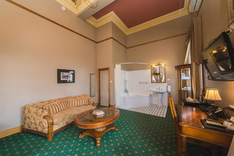 Denison Boutique Hotel, Ascend Hotel Collection - Kempsey Accommodation 2