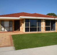 Denison Waterfront - Kempsey Accommodation