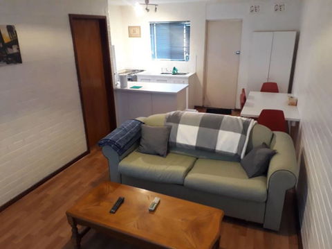Dianella - Affordable & Comfortable Close To The City & Shops - Kempsey Accommodation 0