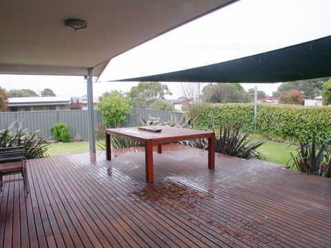 Do Drop Inn - Kempsey Accommodation 3