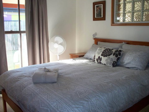 Dog Friendly Holiday House At Red Beach - Kempsey Accommodation 2