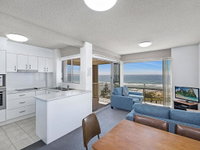 Dolphin Court 12