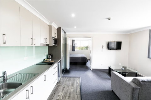 Dolphin Shores - Kempsey Accommodation 3