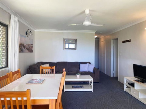 Dolphin View On South Esplanade - Kempsey Accommodation 3