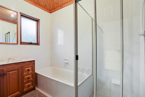 Don Carmella - Kempsey Accommodation 3