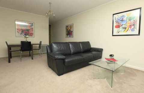 Downstairs In Hawthorn - Kempsey Accommodation 2