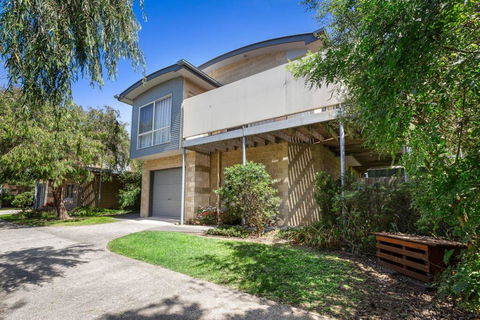 DRIFTWOOD VILLA - Free Wifi, Walk To Beach - Kempsey Accommodation 0