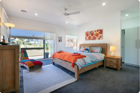 Dromana Spacious Family Getaway Indoor Outdoor Living - Kempsey Accommodation 2