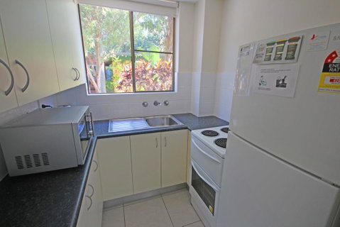 Dunes Holiday Apartments Unit 1 - Kempsey Accommodation 3