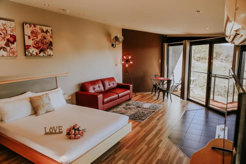 Eagle View Escape - Kempsey Accommodation 2