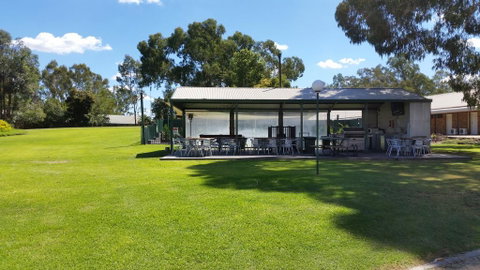 Early Settlers Motel Tocumwal - Kempsey Accommodation 2