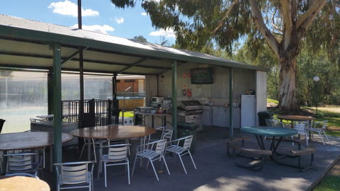 Early Settlers Motel Tocumwal - Kempsey Accommodation 3