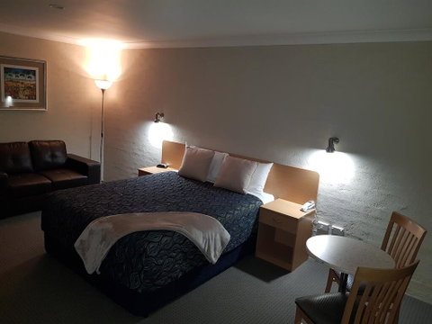 Edward Parry Motel And Apartments - Kempsey Accommodation 1