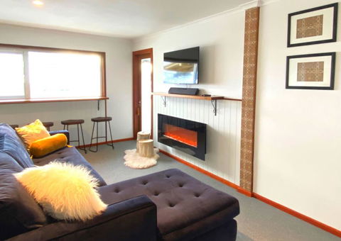 Eiger Chalet - Kempsey Accommodation 1